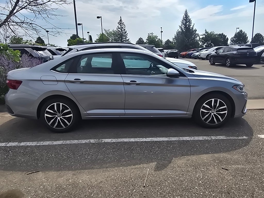2025 Volkswagen Jetta SE