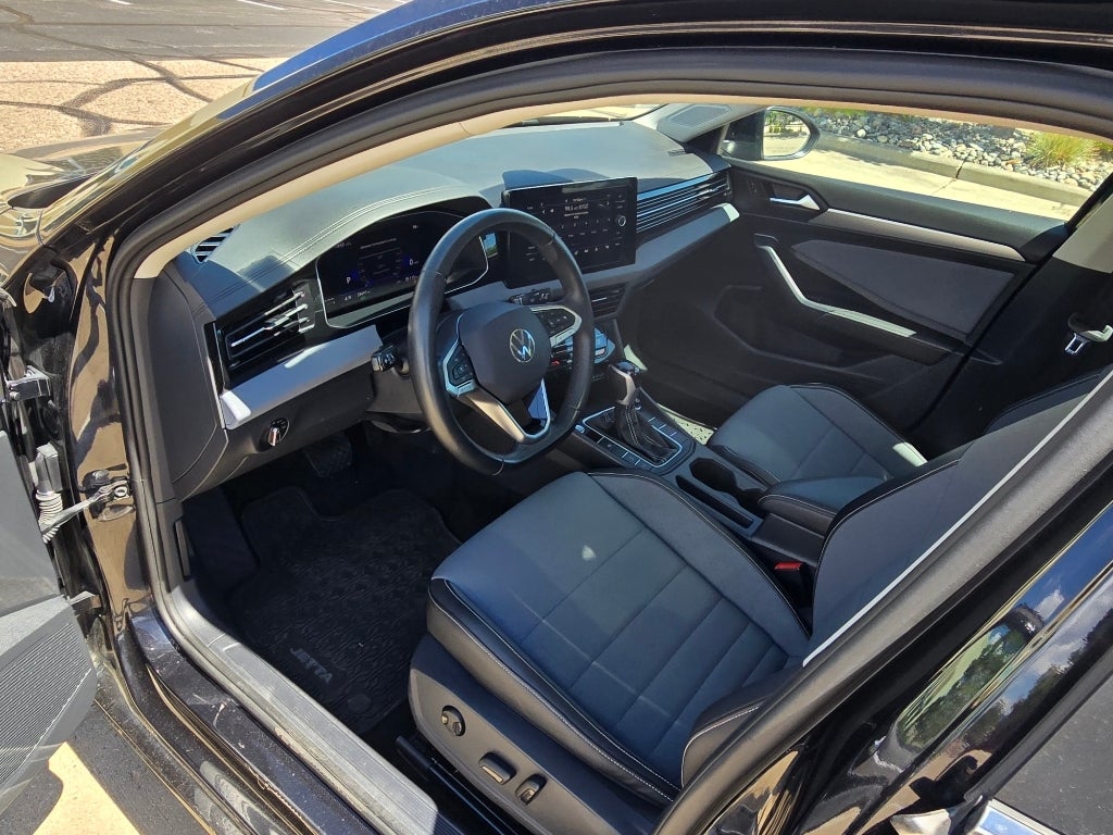 2025 Volkswagen Jetta SE