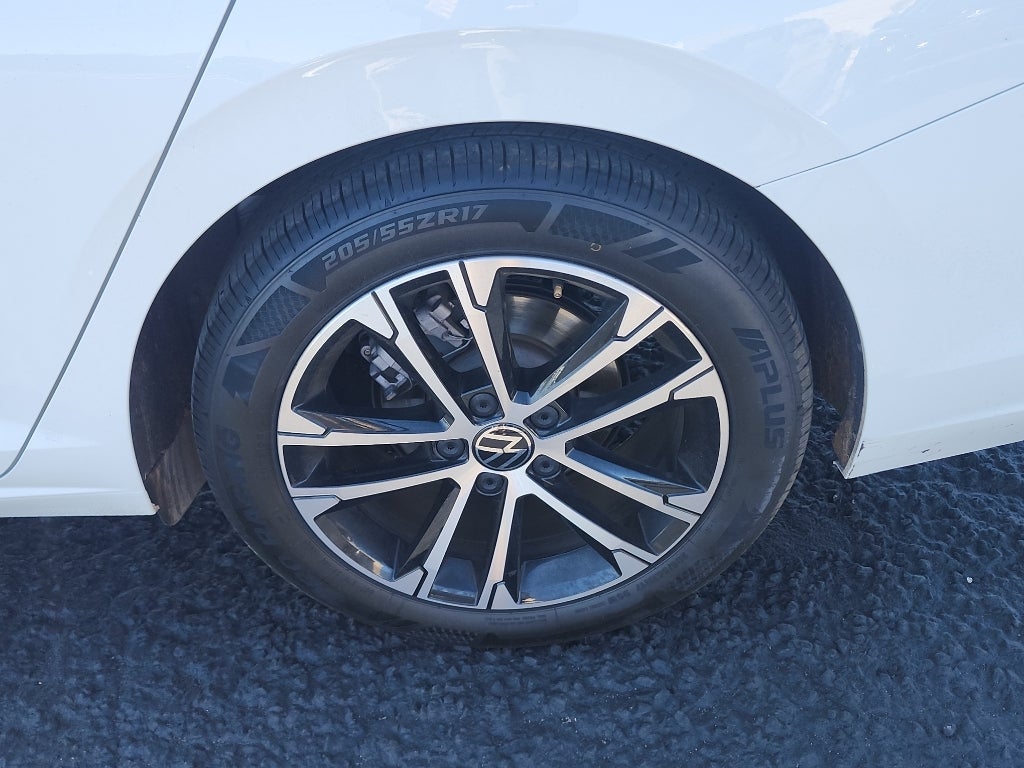 2025 Volkswagen Jetta Sport