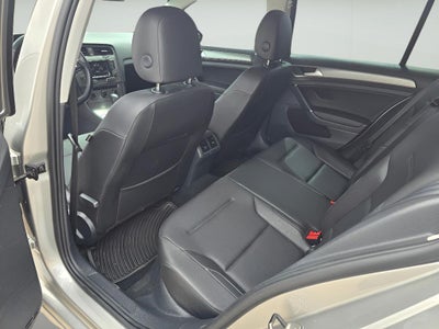 2015 Volkswagen Golf SportWagen TDI S