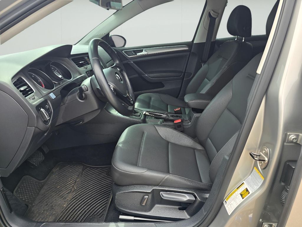 2015 Volkswagen Golf SportWagen TDI S