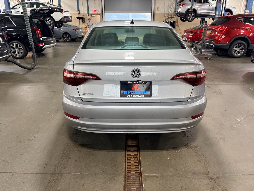 2021 Volkswagen Jetta R-Line