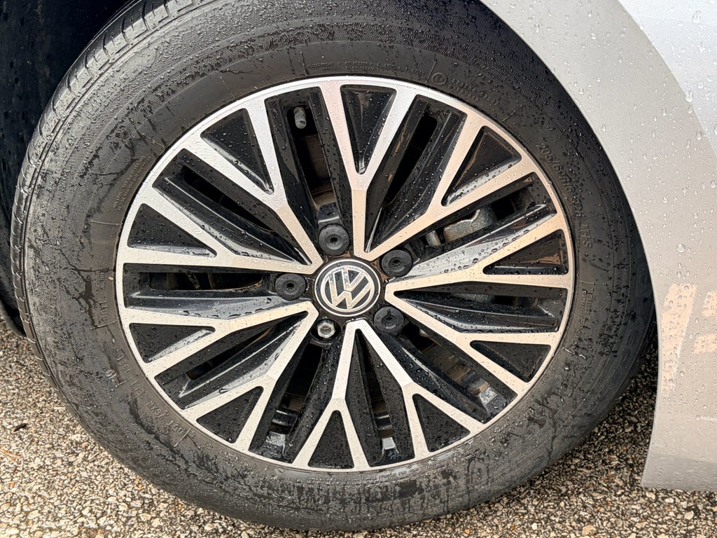 2021 Volkswagen Jetta R-Line