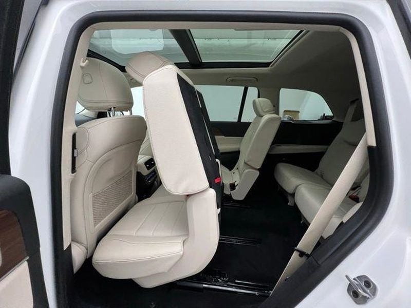 2025 Mercedes-Benz GLS 450 450 4MATIC®