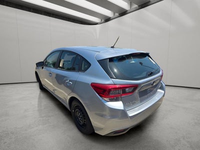 2022 Subaru Impreza Base