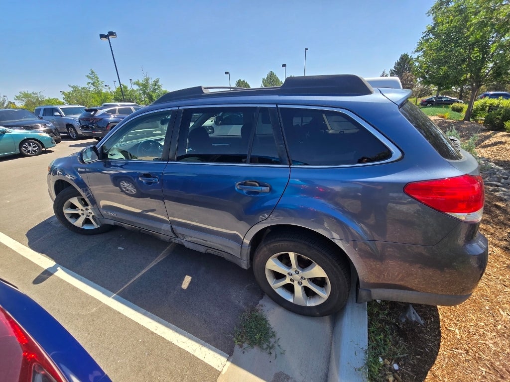 2013 Subaru Outback 2.5i Premium