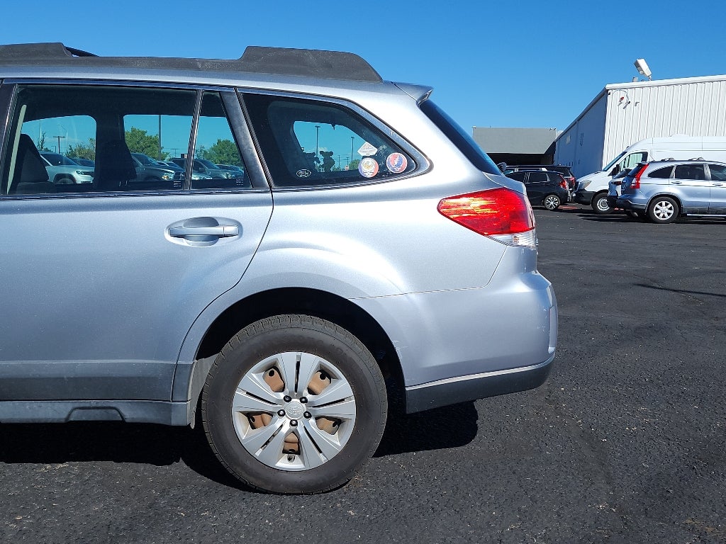 2013 Subaru Outback 2.5i
