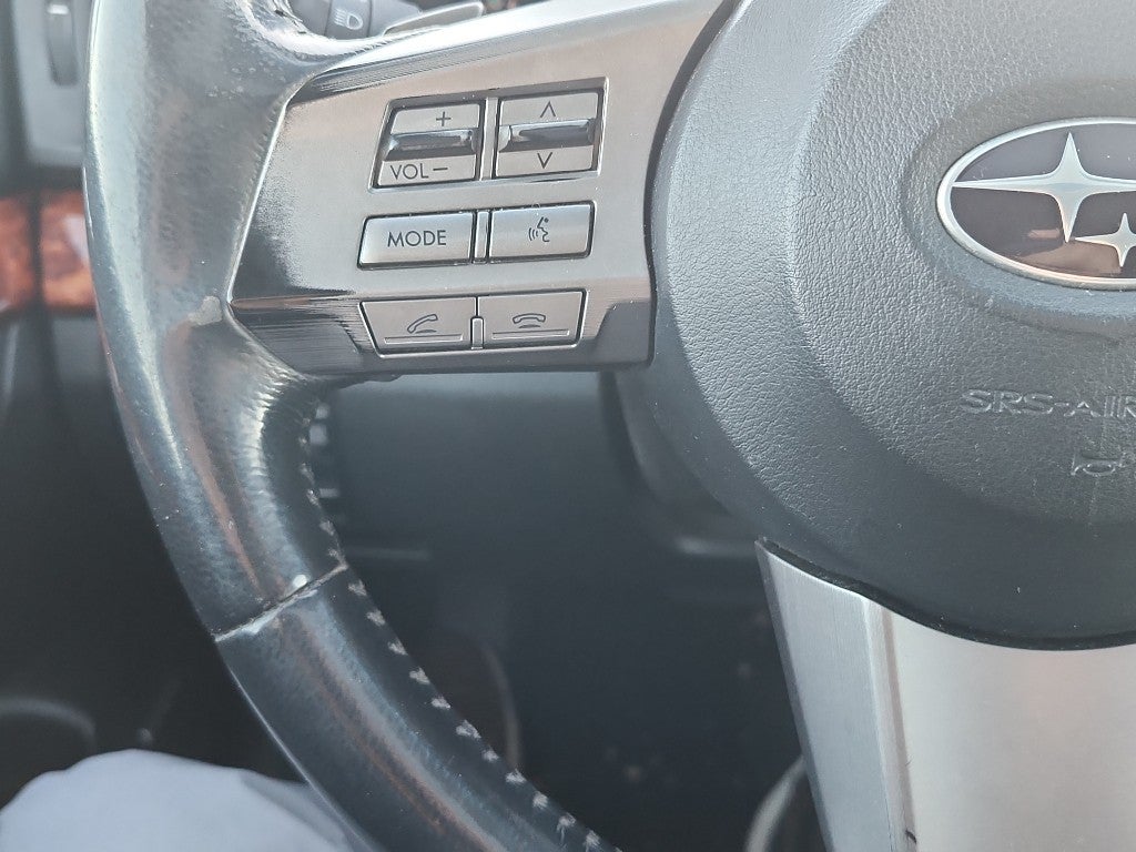 2011 Subaru Outback 3.6R Limited Pwr Moon/Nav