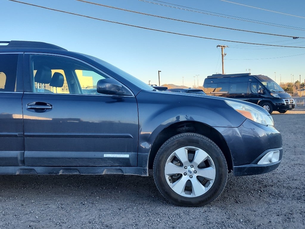 2011 Subaru Outback 3.6R Limited Pwr Moon/Nav