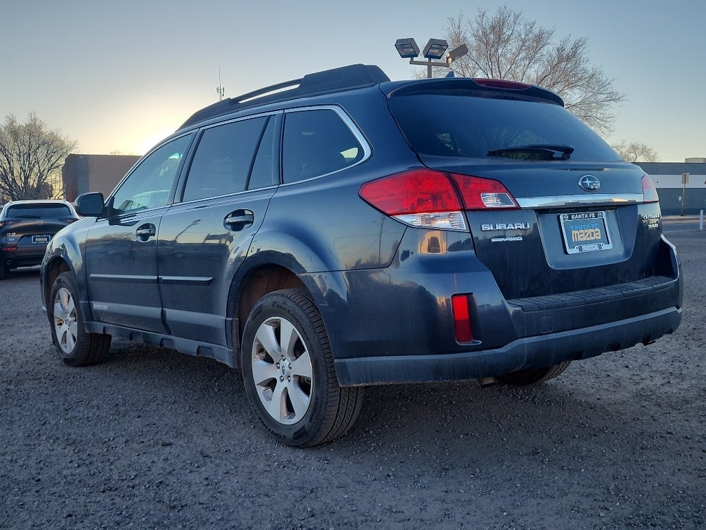 2011 Subaru Outback 3.6R Limited Pwr Moon/Nav