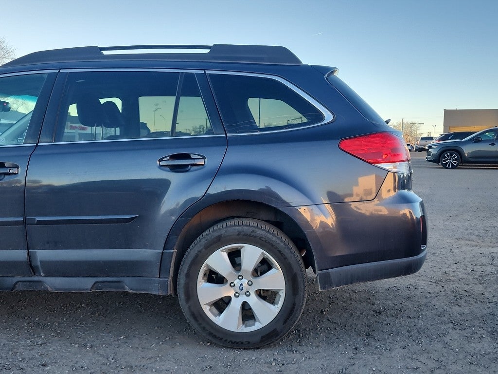 2011 Subaru Outback 3.6R Limited Pwr Moon/Nav
