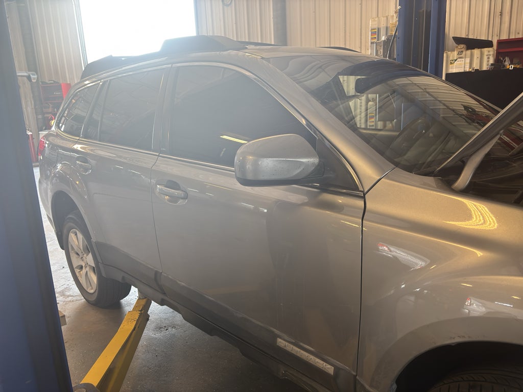2011 Subaru Outback 3.6R Limited Pwr Moon/Nav
