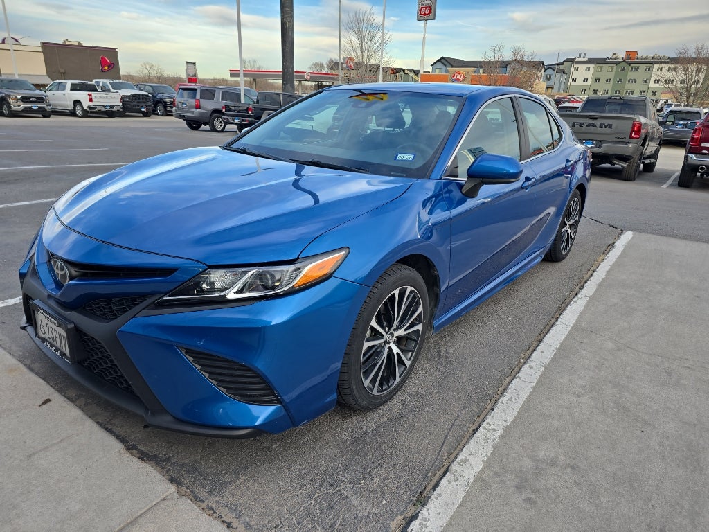 2019 Toyota Camry LE
