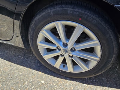 2013 Toyota Camry Hybrid XLE