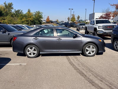 2014 Toyota Camry SE