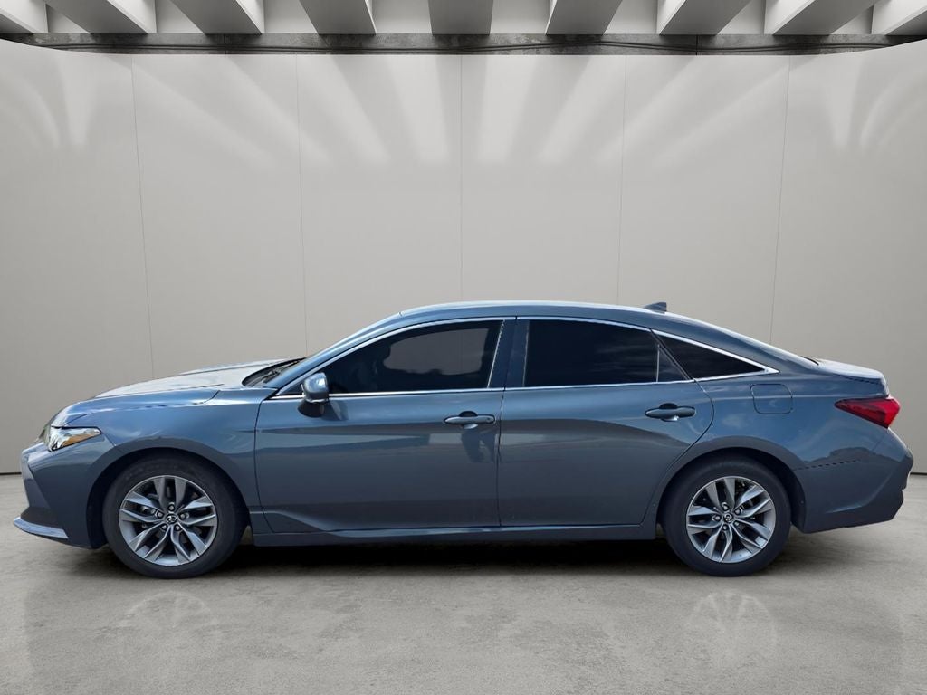 2019 Toyota Avalon XLE