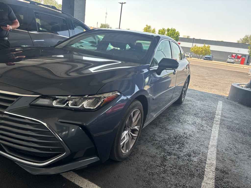 2019 Toyota Avalon XLE