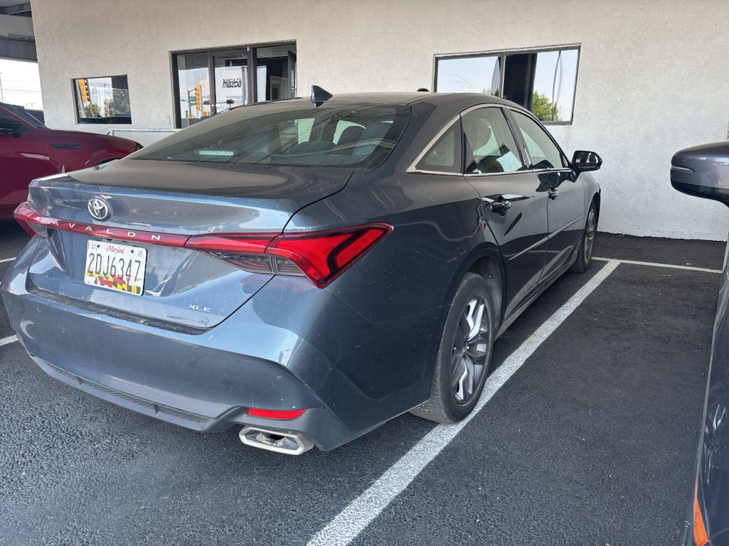 2019 Toyota Avalon XLE