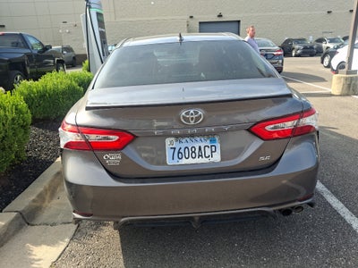2020 Toyota Camry SE