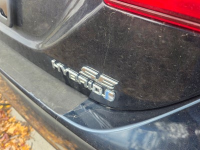 2020 Toyota Camry Hybrid SE
