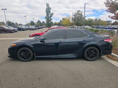 2020 Toyota Camry Hybrid SE