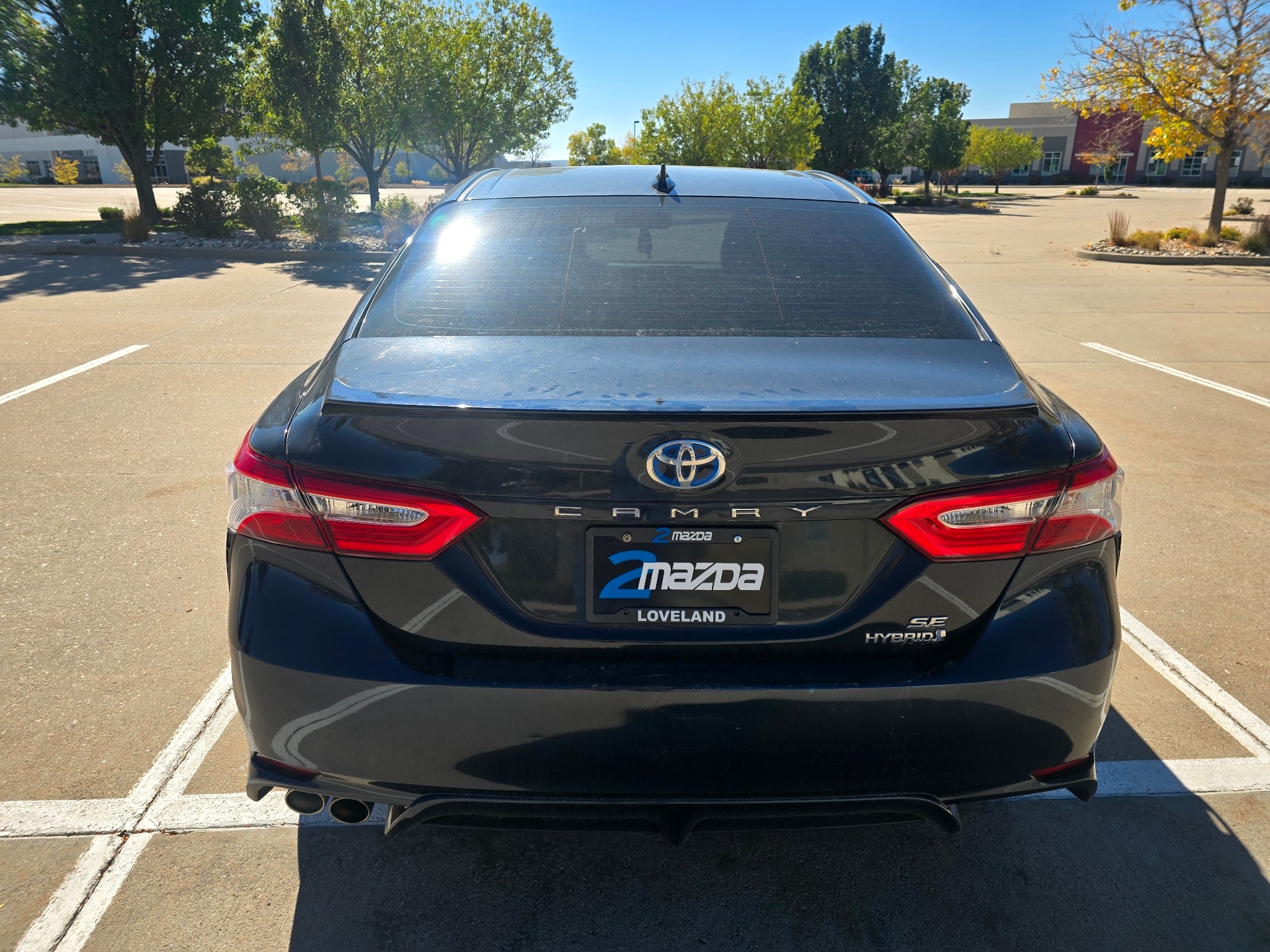 2020 Toyota Camry Hybrid SE