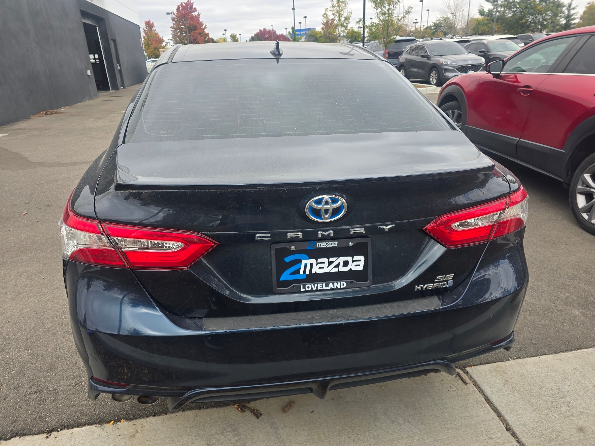 2020 Toyota Camry Hybrid SE
