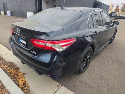 2020 Toyota Camry Hybrid SE
