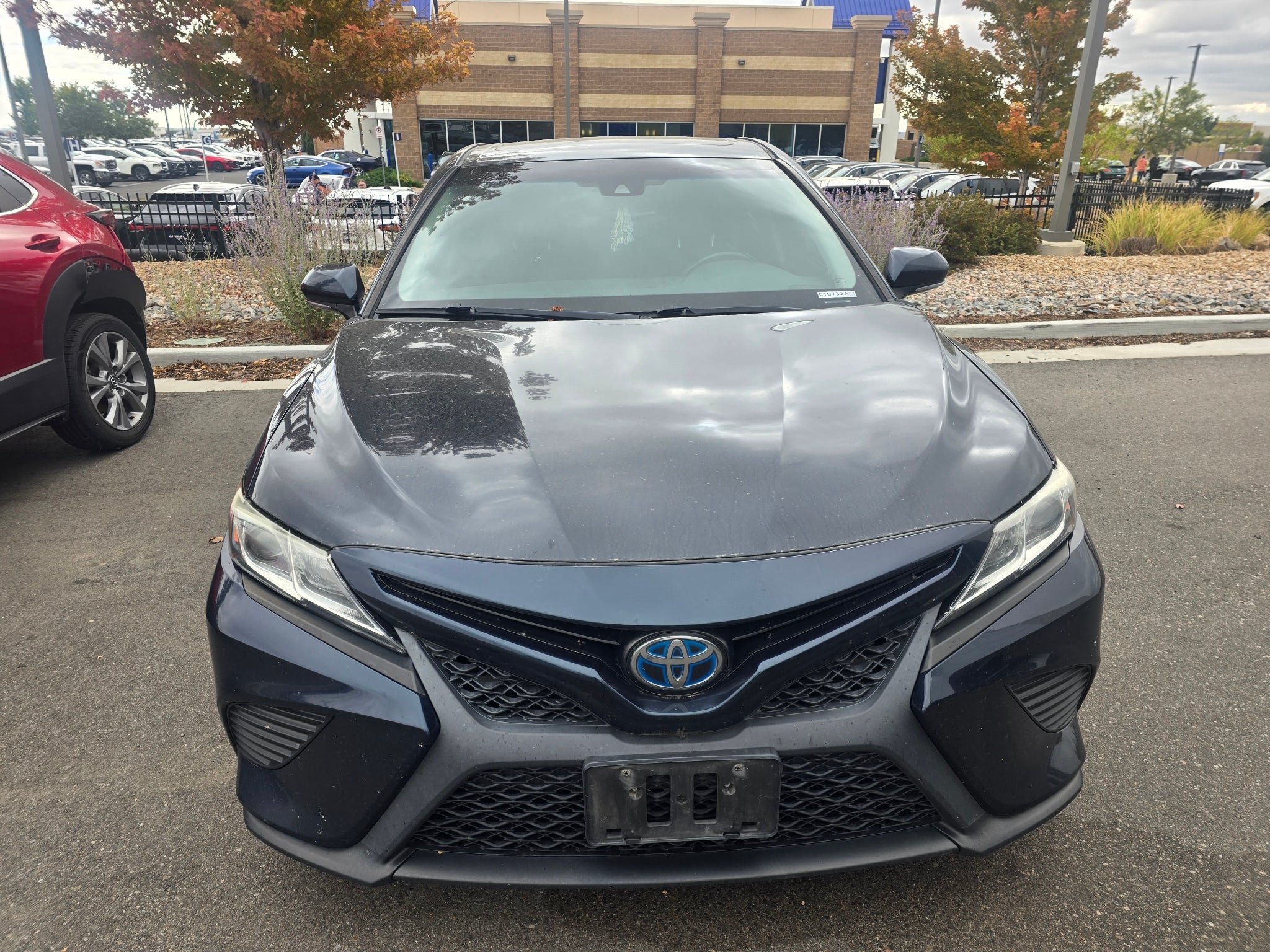 2020 Toyota Camry Hybrid SE