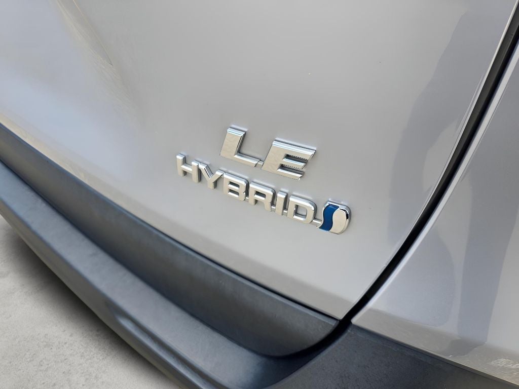 2022 Toyota RAV4 Hybrid LE