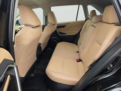 2022 Toyota RAV4 Hybrid LE