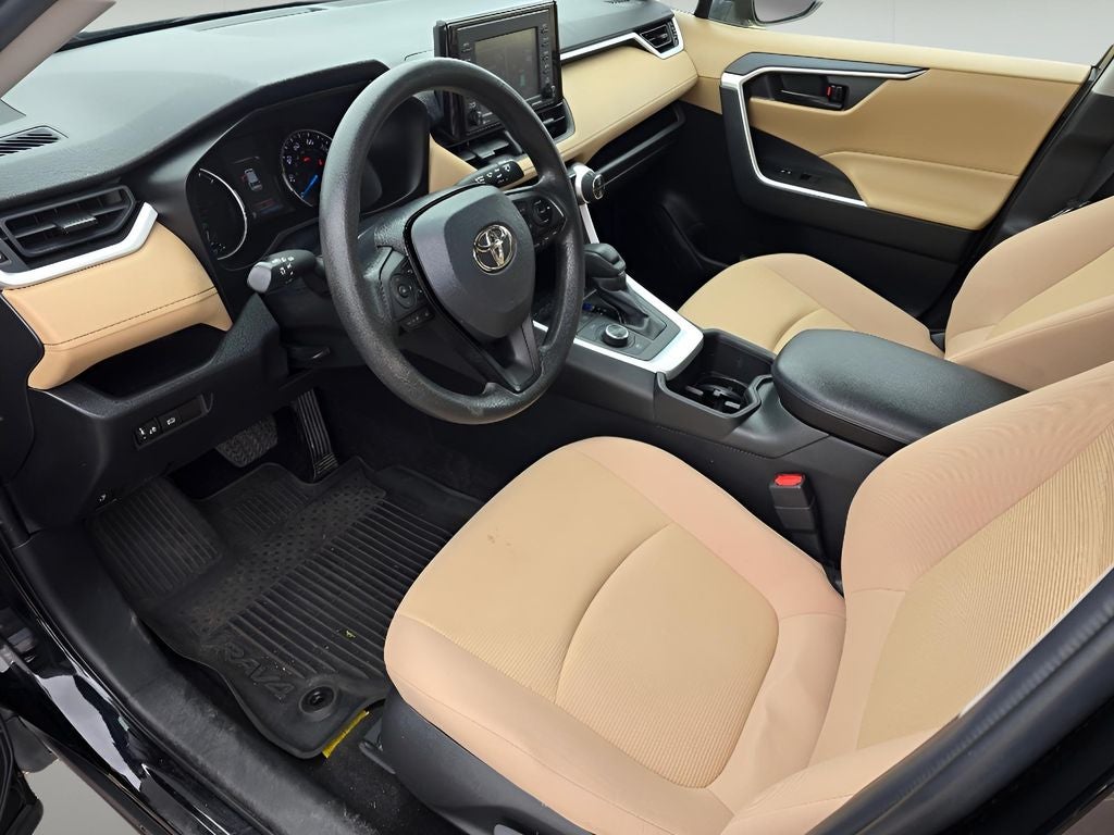 2022 Toyota RAV4 Hybrid LE