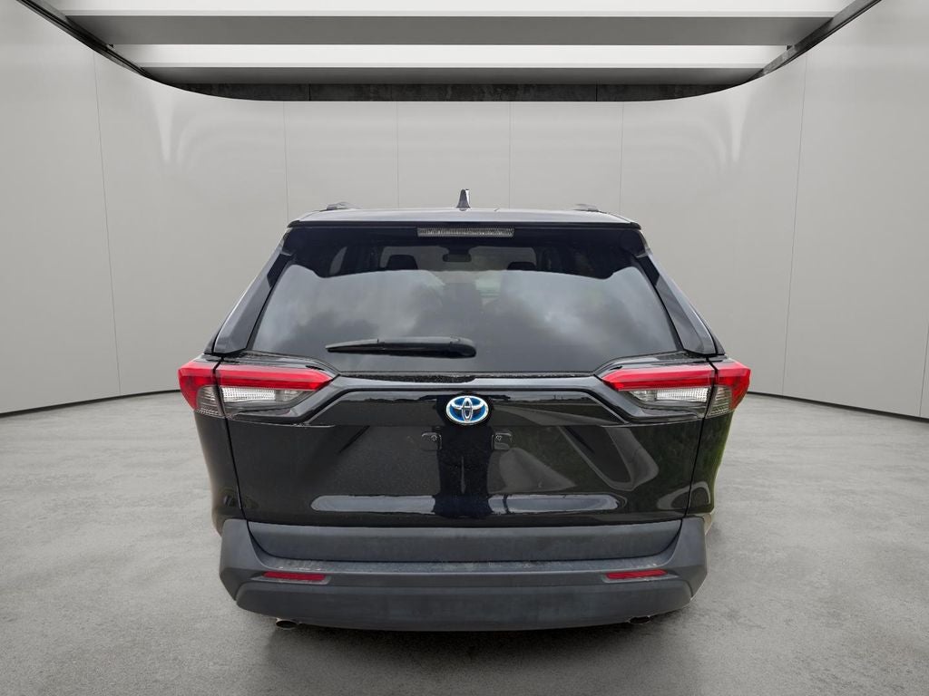 2022 Toyota RAV4 Hybrid LE