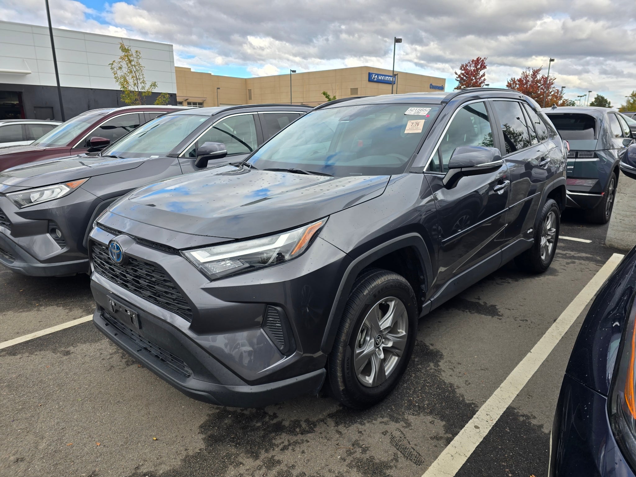 2024 Toyota RAV4 Hybrid LE