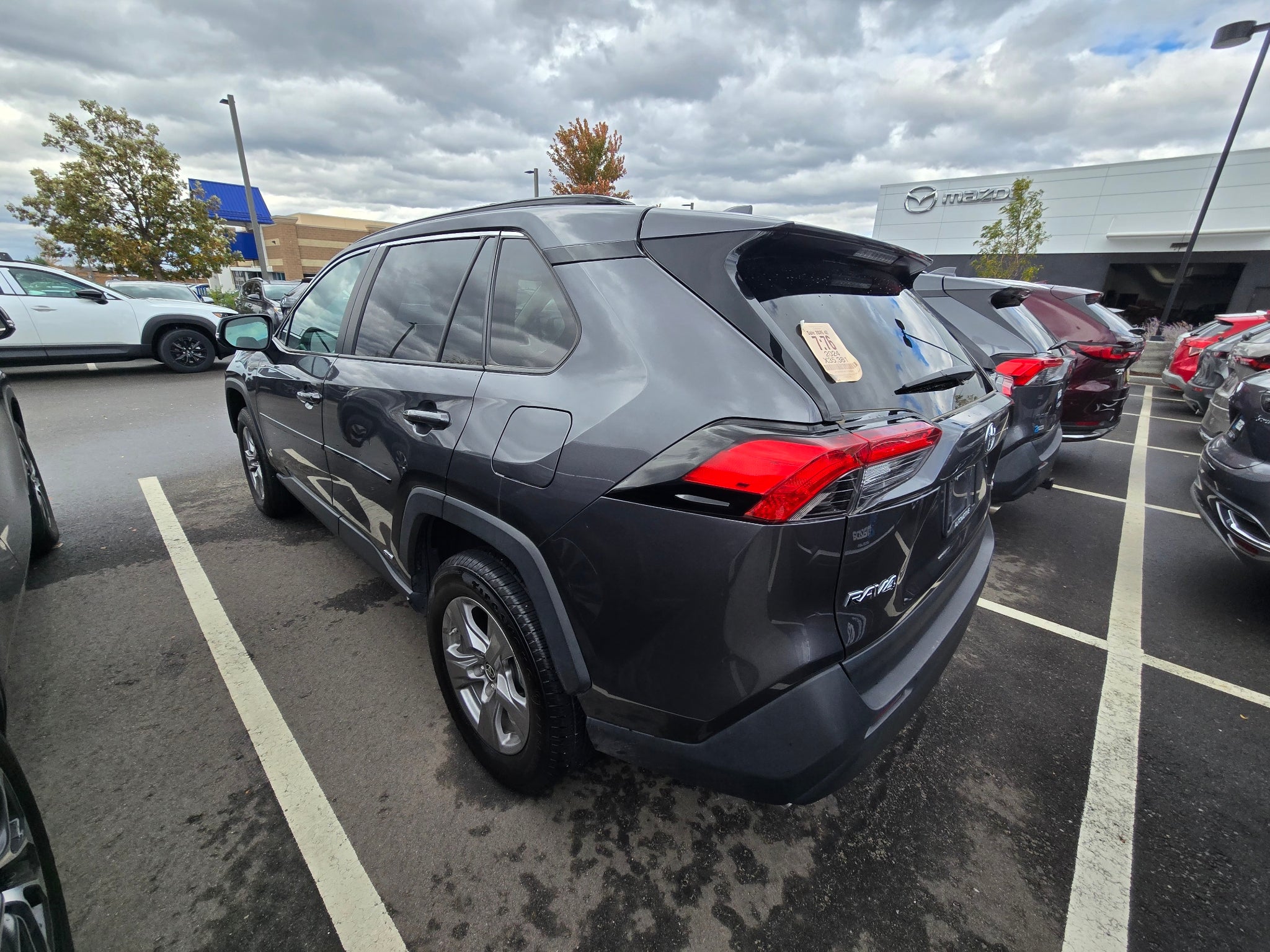 2024 Toyota RAV4 Hybrid LE