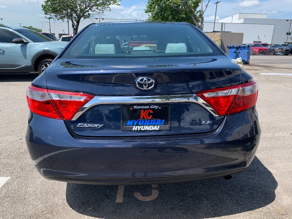 2016 Toyota Camry LE