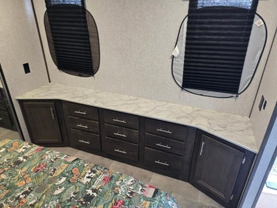 2021 Coleman 3055BS Base