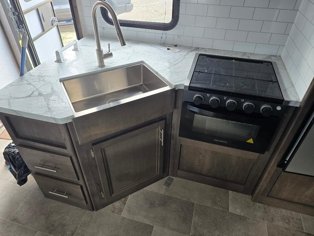 2021 Coleman 3055BS Base