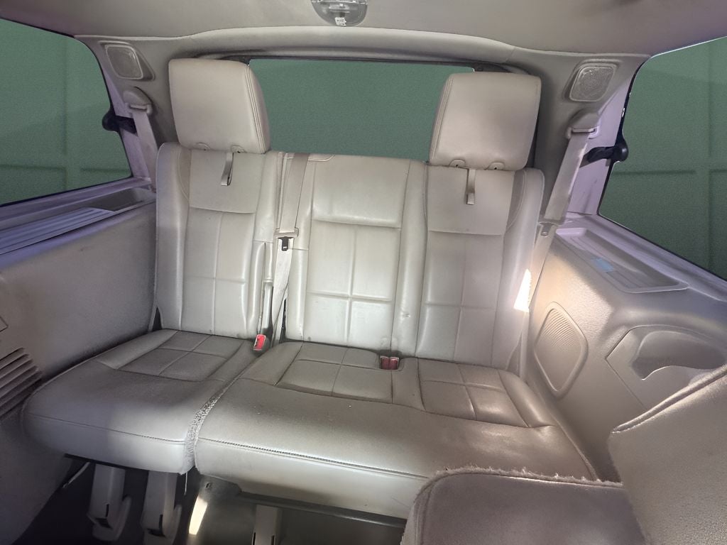 2010 Lincoln Navigator Base