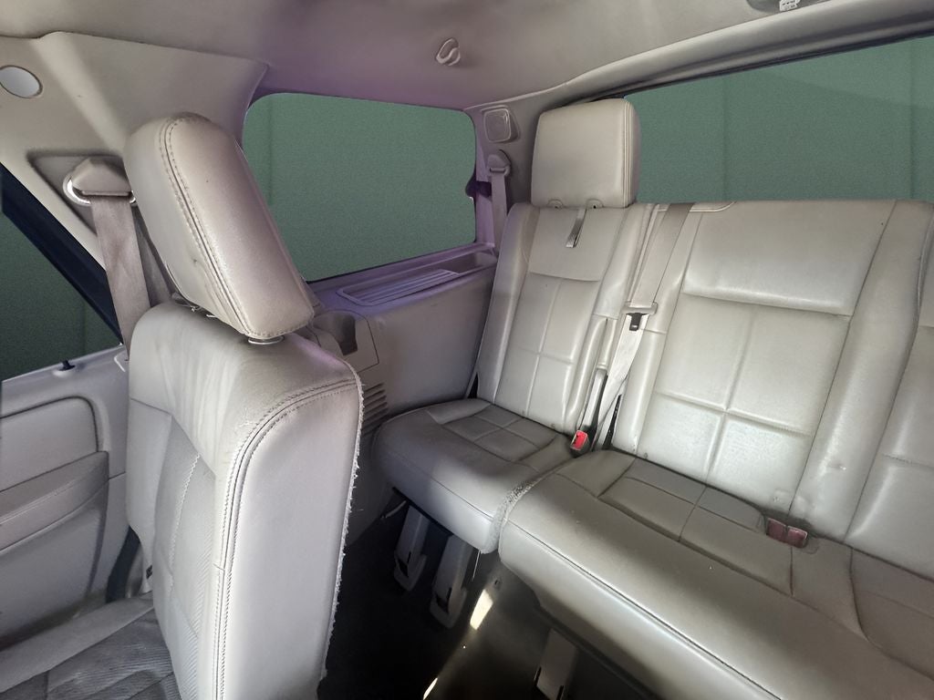 2010 Lincoln Navigator Base