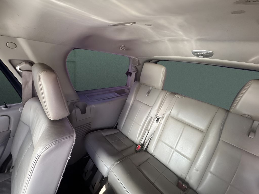 2010 Lincoln Navigator Base