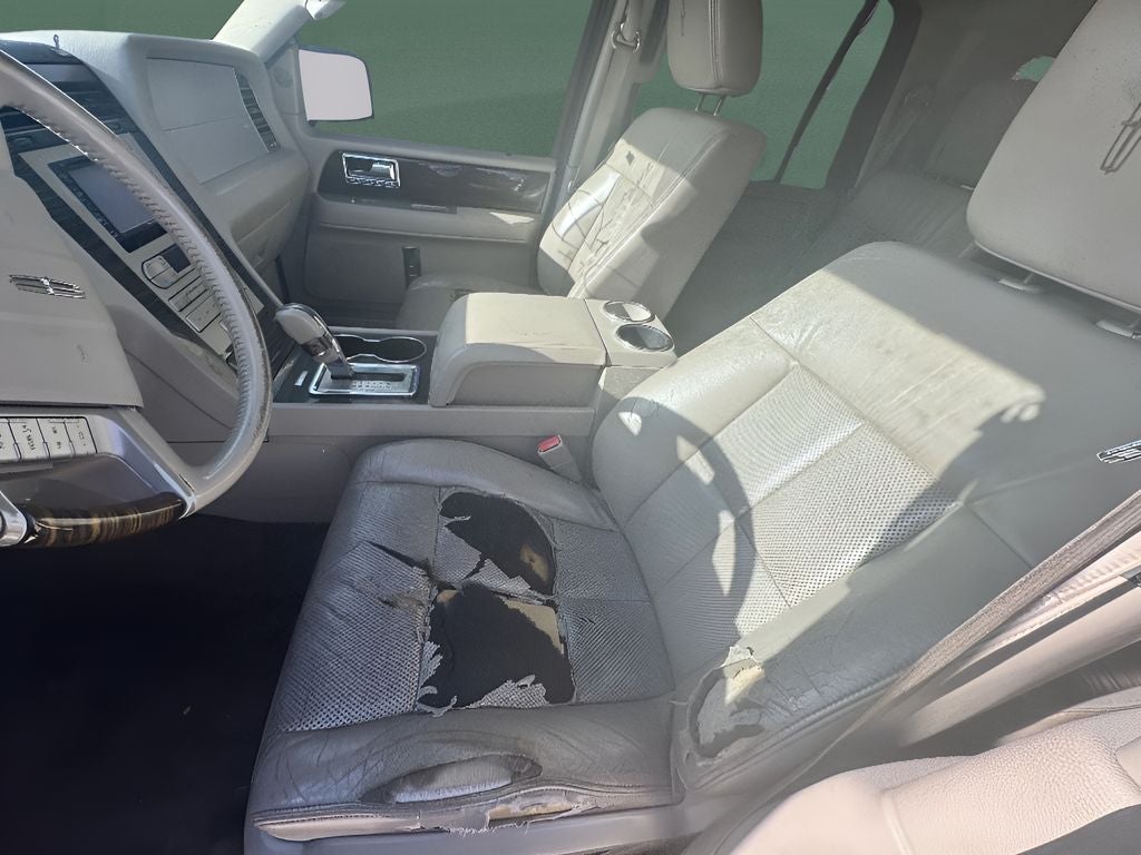 2010 Lincoln Navigator Base