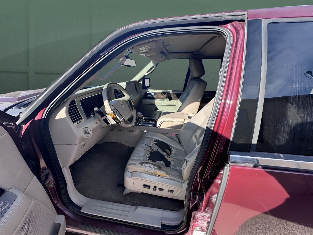 2010 Lincoln Navigator Base