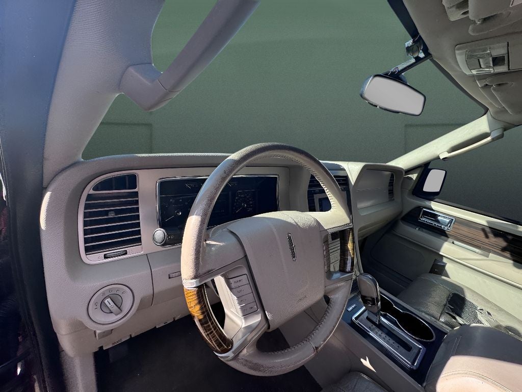 2010 Lincoln Navigator Base