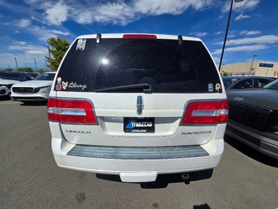 2013 Lincoln Navigator Base
