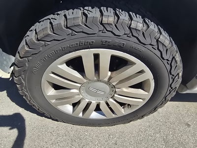2013 Lincoln Navigator Base