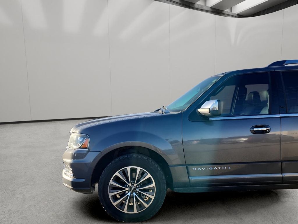 2017 Lincoln Navigator Select