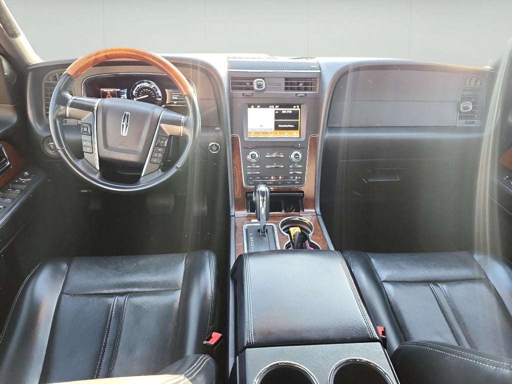 2017 Lincoln Navigator Select
