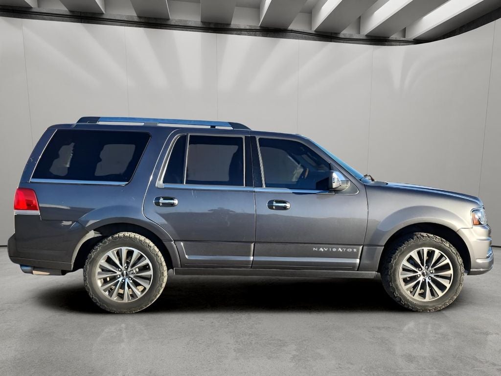 2017 Lincoln Navigator Select