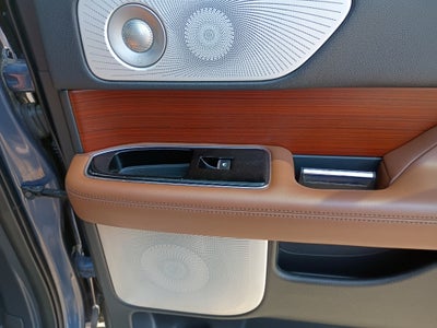 2022 Lincoln Navigator L Reserve